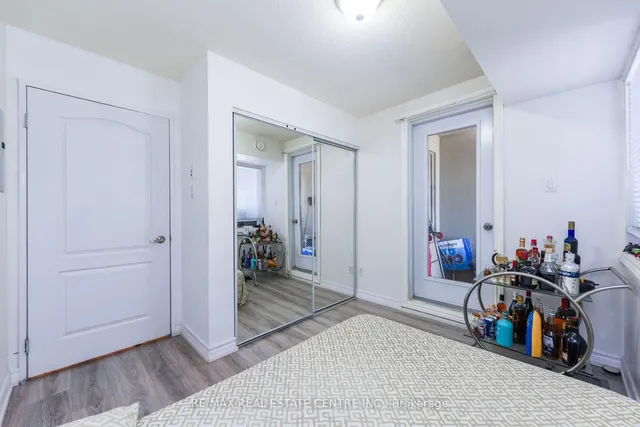 Additional image 10 of 7405 Goreway Dr Unit 520