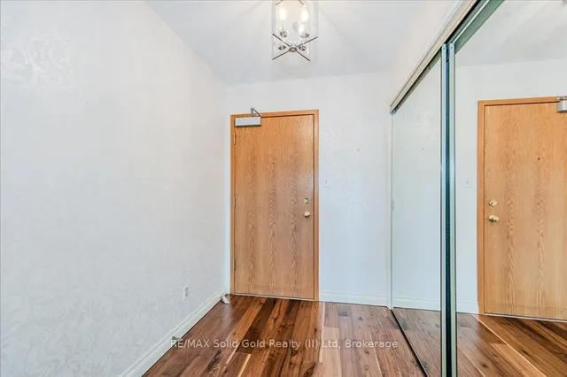 Additional image 5 of 2 Lancaster St Unit 403