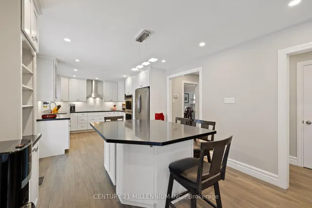 Additional image 10 of 4 Marchmount Cres