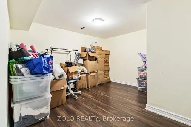 Additional image 28 of 846 Luxton Dr