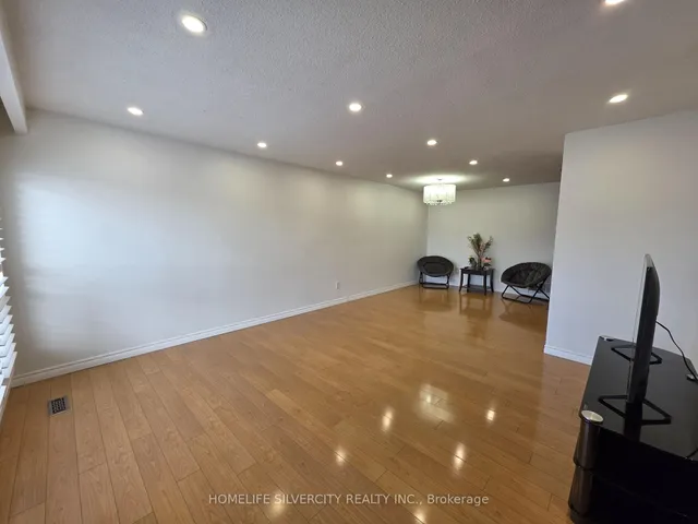 Additional image 5 of 3758 Keenan Cres