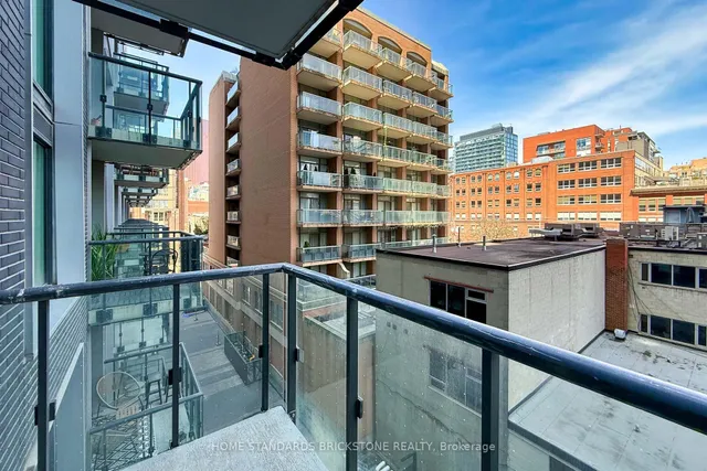 Additional image 14 of 158 Front St Unit 412