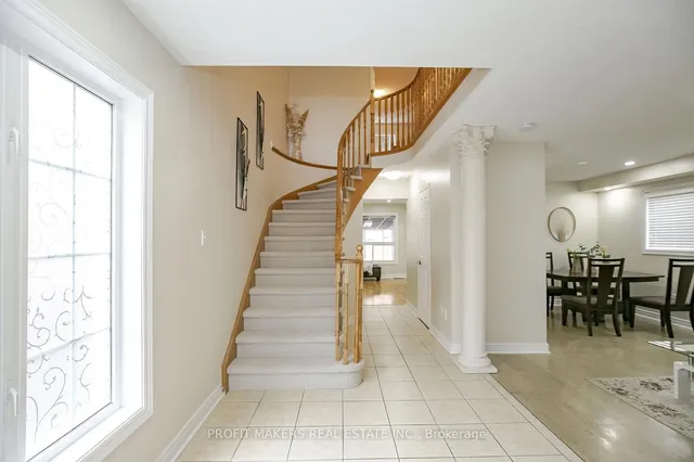 Additional image 4 of 39 Saddletree Tr