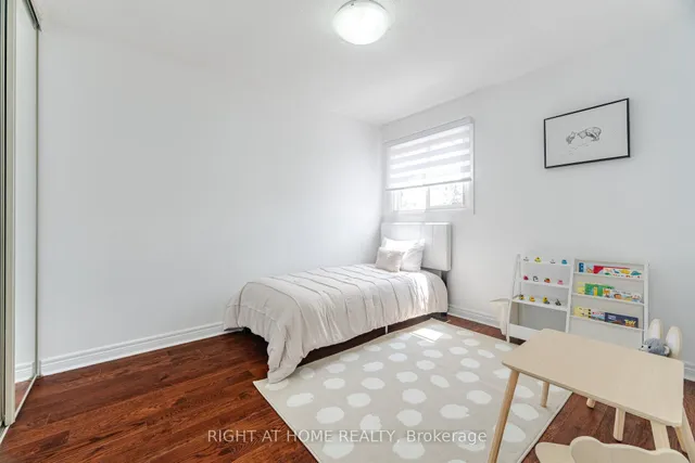 Additional image 24 of 6 Winterfold Dr