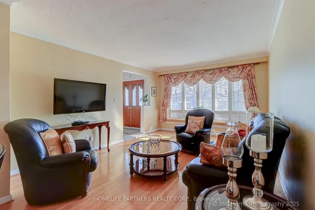 Additional image 11 of 77 Thwaite Ave