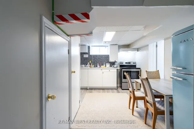 Additional image 22 of 10 Pastrano Crt