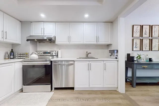 Additional image 12 of 5411 Lakeshore Blvd Unit 2