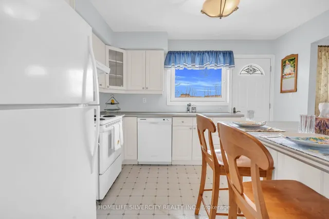 Additional image 15 of 140 Folkstone Cres