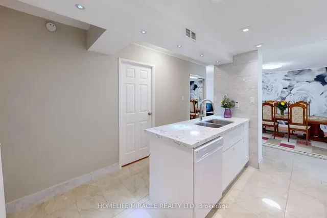 Additional image 14 of 340 Dixon Rd Unit 2111