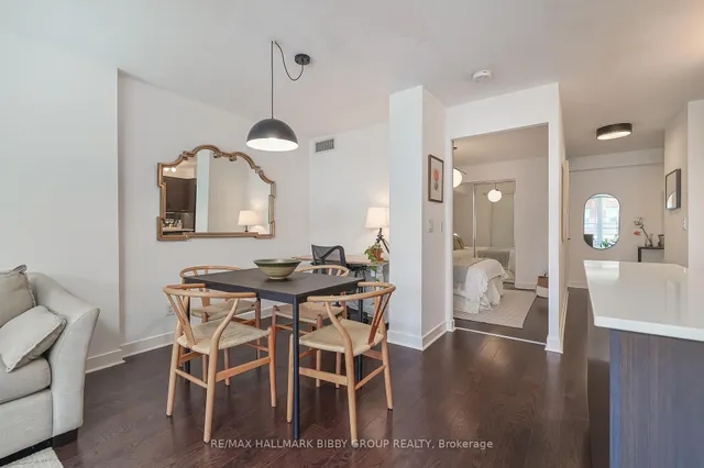 Additional image 5 of 320 Richmond St Unit 209