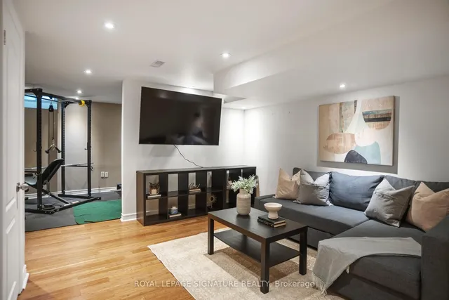 Additional image 25 of 2061 Ghent Ave