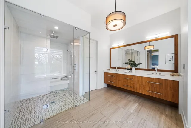 Additional image 22 of 20 Moorehill Dr