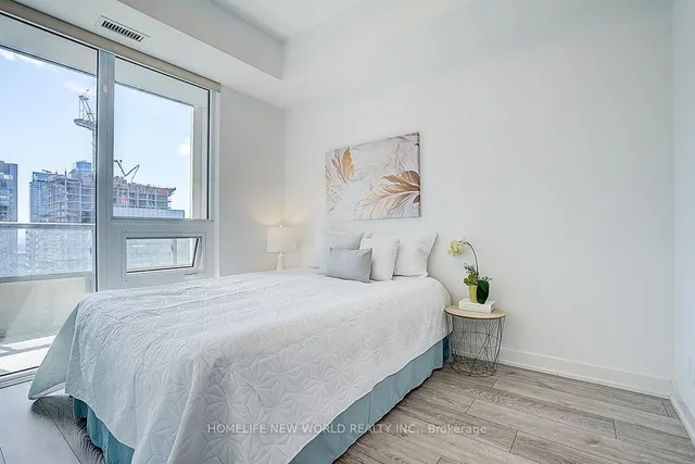 Additional image 29 of 108 PETER St Unit 3706