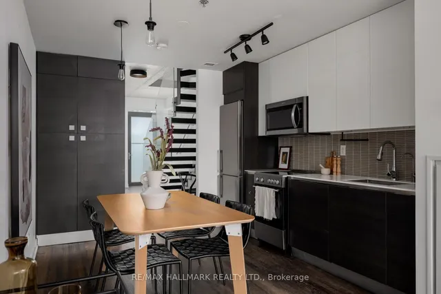 Additional image 12 of 8 Dovercourt Rd Unit 317