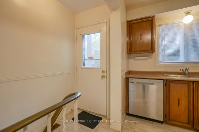 Additional image 36 of 95 Goldhawk Tr