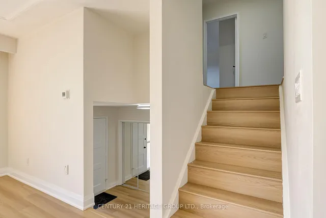 Additional image 12 of 139 Strathcona Cres