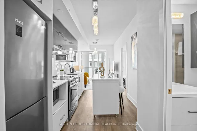 Additional image 6 of 188 Fairview Mall Dr Unit 915