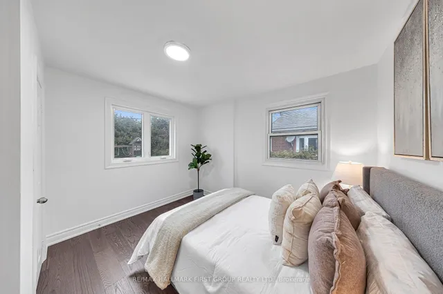 Additional image 16 of 962 Midland Ave