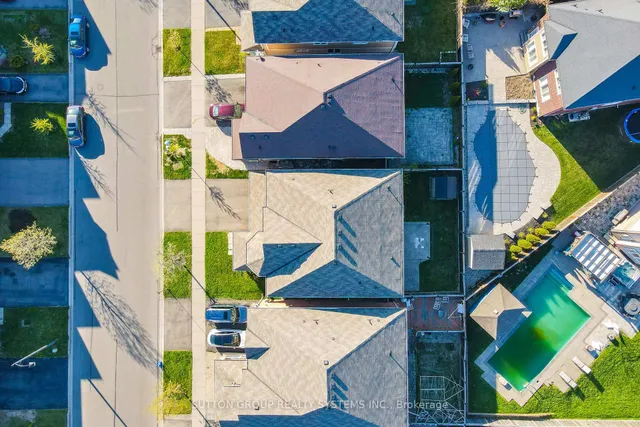 Additional image 50 of 925 Dice Way