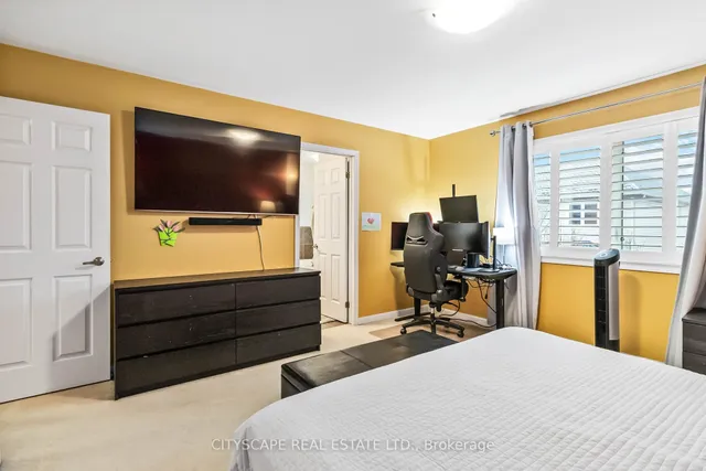 Additional image 28 of 256 Whetham Hts