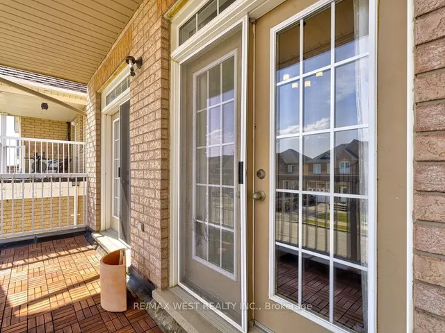 Additional image 38 of 104 Chalkfarm Cres