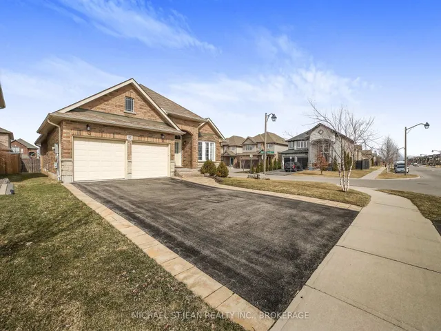 Additional image 2 of 81 Bellagio Ave