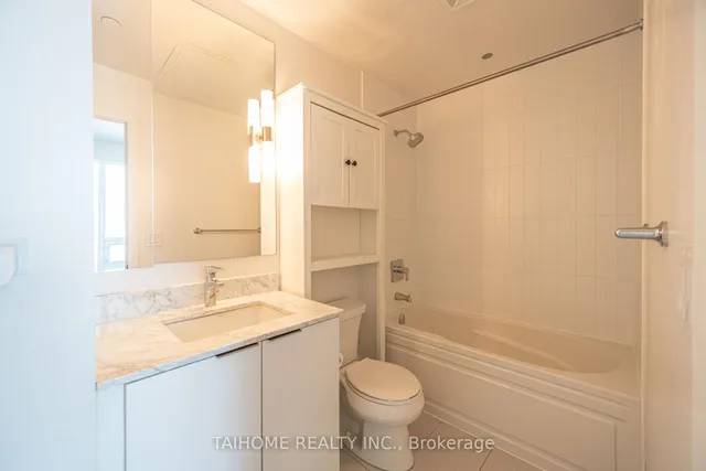 Additional image 12 of 955 Bay St Unit 307