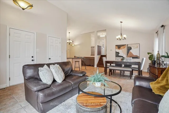 Additional image 17 of 32 Sonoma Lane