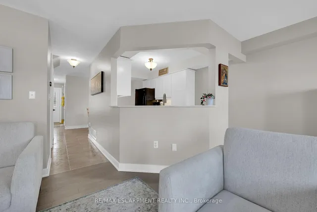 Additional image 4 of 174 Highbury Dr Unit 13