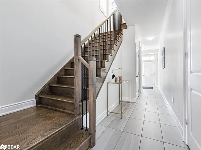 Additional image 4 of 6 Quinton Ridge Ridge