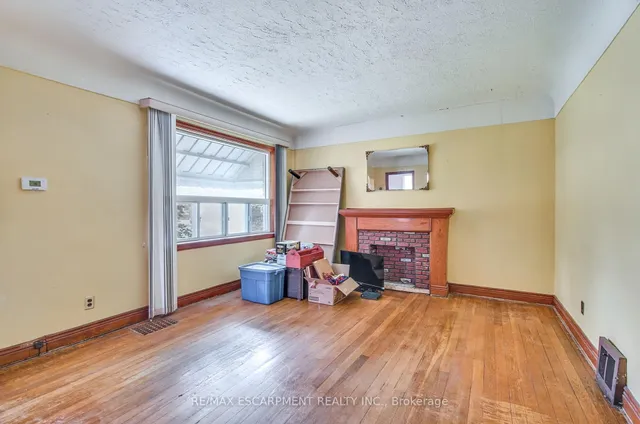 Additional image 10 of 48 Woodbridge Rd