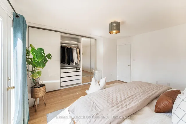 Additional image 17 of 33 Seneca Ave