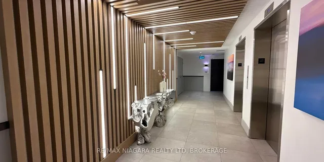 Additional image 7 of 600 North Service Rd Unit 202