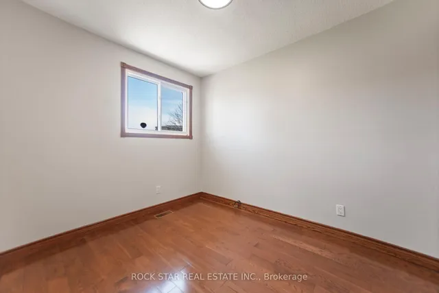 Additional image 20 of 11 Herbert Crt