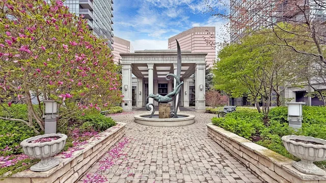 Additional image 3 of 25 Greenview Ave Unit 1915