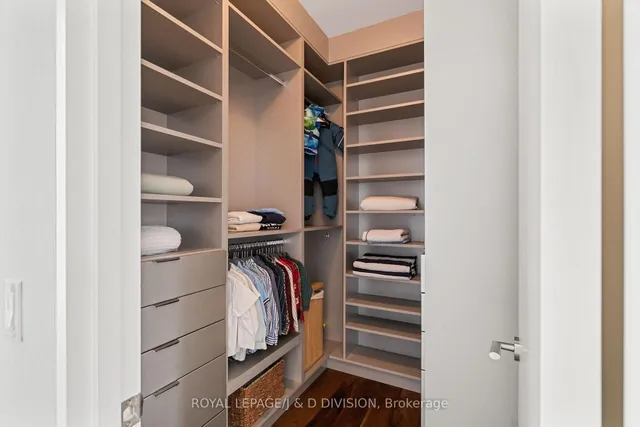 Additional image 26 of 64 Bannockburn Ave