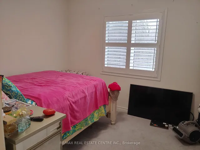 Additional image 4 of 340 Shady Glen Cres