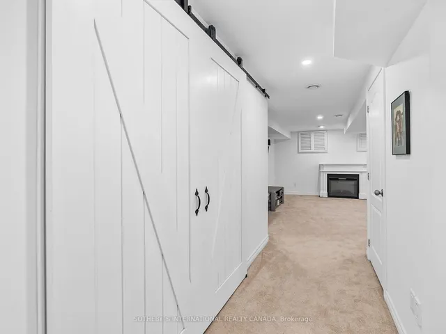 Additional image 34 of 93 Forest Valley Cres