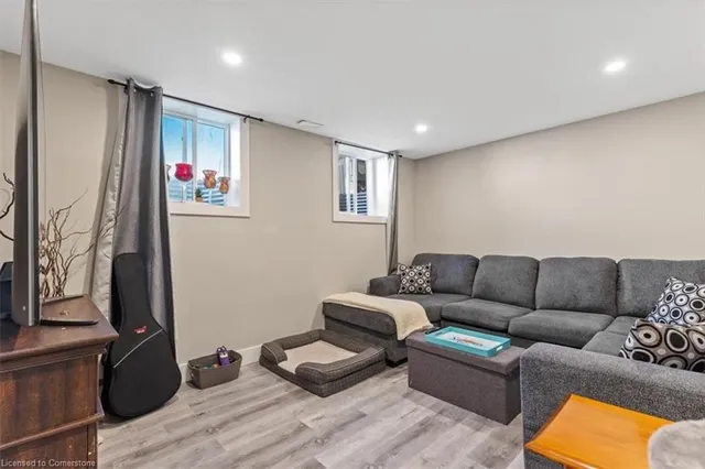 Additional image 25 of 135 Ruskview Rd