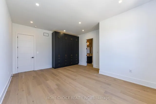 Additional image 36 of 302 Tuck Dr