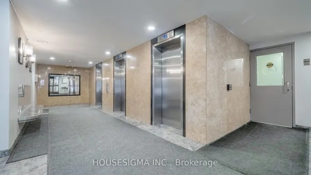 Additional image 3 of 15 La Rose Ave Unit 216