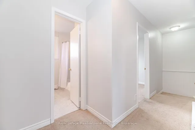 Additional image 26 of 204 Bousfield Cres