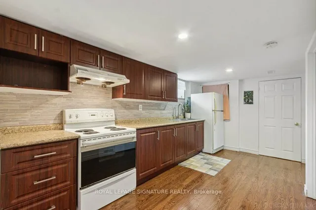 Additional image 28 of 46 Ilfracombe Cres