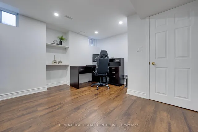 Additional image 26 of 27 Coates Dr