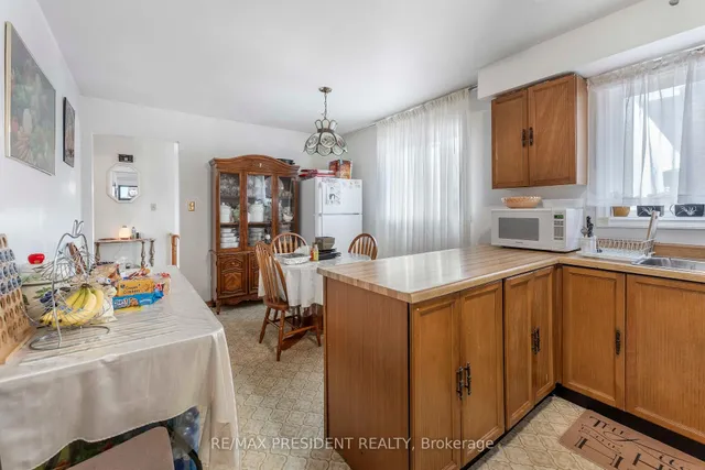 Additional image 28 of 3952 Longo Circ