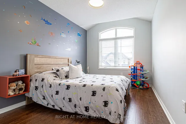 Additional image 28 of 4229 Cole Cres