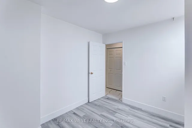 Additional image 45 of 390 Dixon Rd Unit 1013