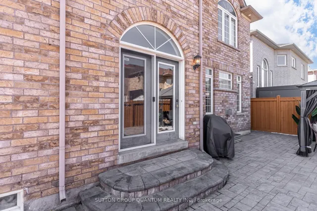 Additional image 40 of 49 Supino Cres