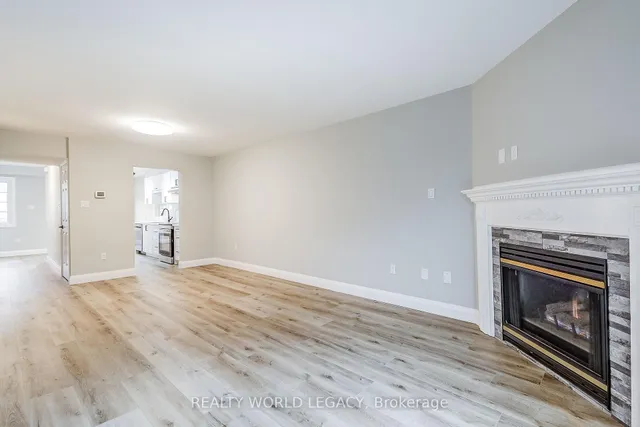 Additional image 32 of 2055 Walker's Line Unit 240