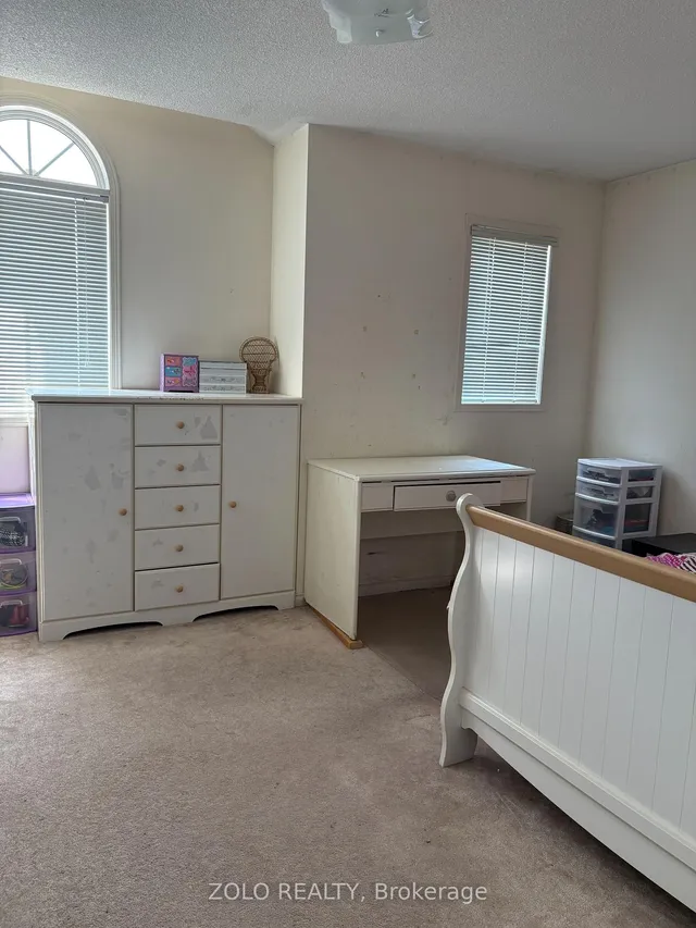 Additional image 13 of 427 Huntington Ridge Dr